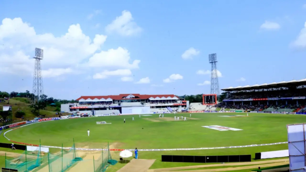 ৫০ টাকায় মাঠে বসে দেখা যাবে বাংলাদেশ-জিম্বাবুয়ে টেস্ট সিরিজ