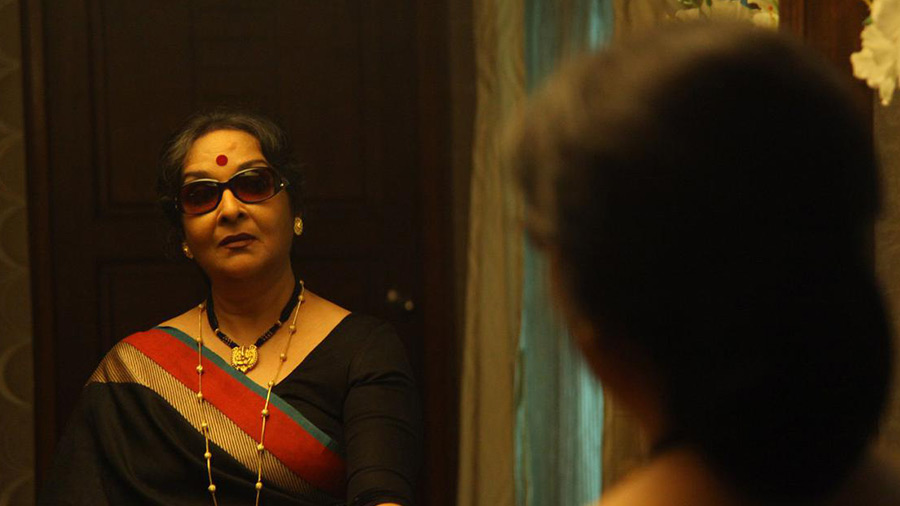 নারীরা কুপ্রস্তাব পান নিজেদের দোষে: মমতা শঙ্কর