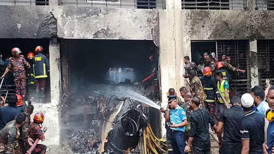 মাইলস্টোন বিমান দুর্ঘটনা: নিহতের সংখ্যা বেড়ে ৩৩