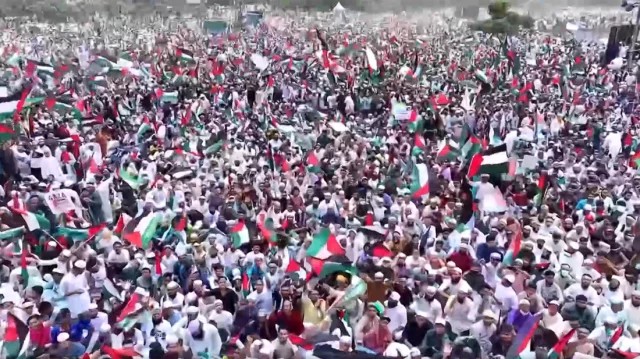 ‘মার্চ ফর গাজা’ কর্মসূচিতে জনতার ঢল, ‘ফ্রি ফ্রি প্যালেস্টাইন’ স্লোগান