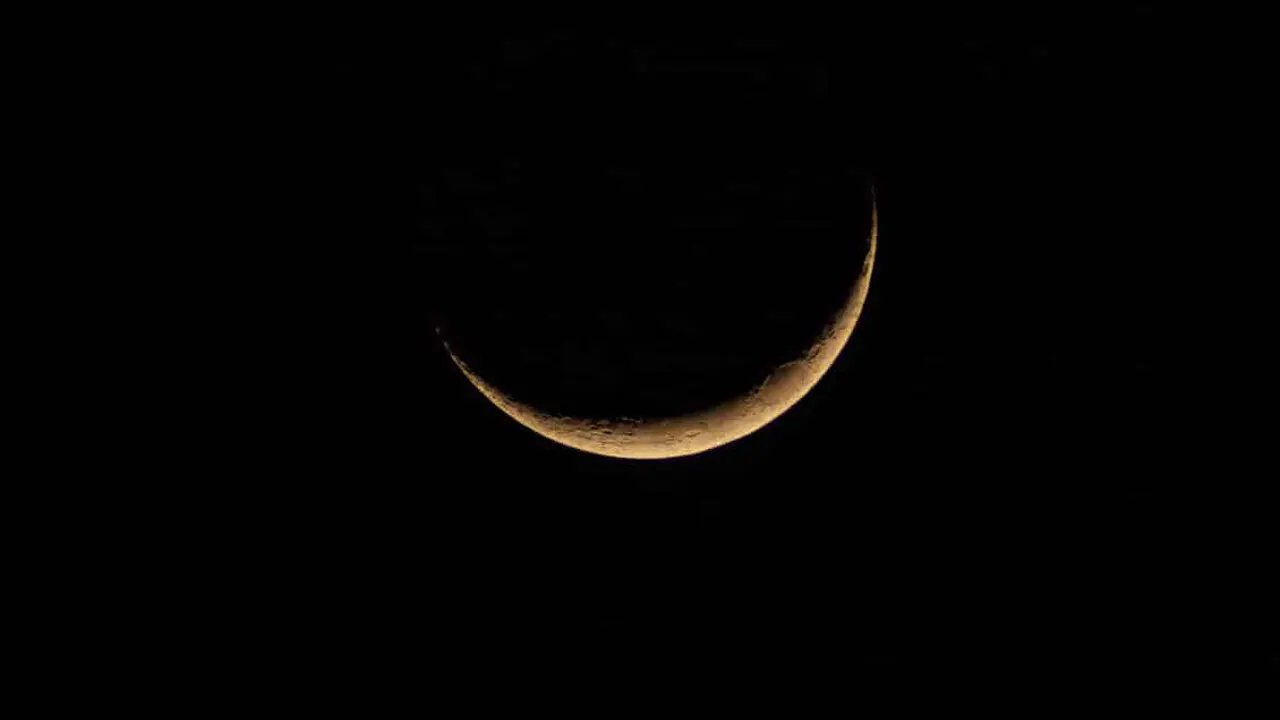 সৌদি আরবে শাওয়াল মাসের চাঁদ দেখা গেছে, রবিবার ঈদ