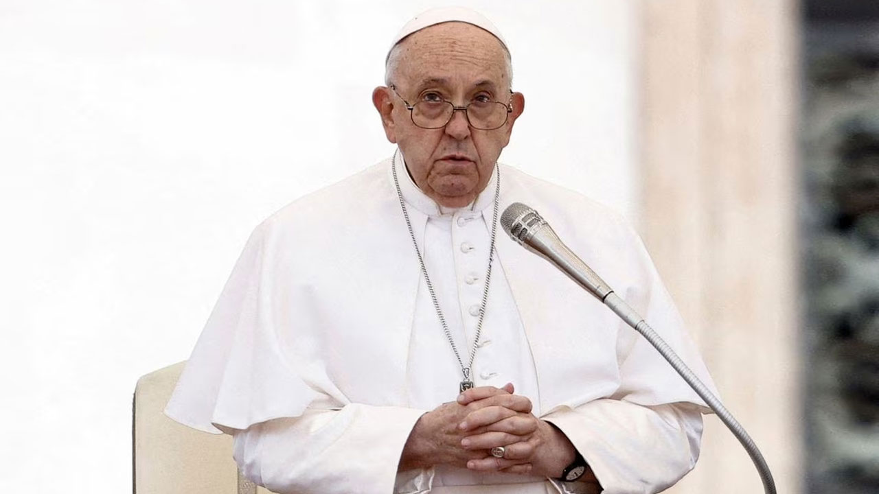 মারা গেলেন পোপ ফ্রান্সিস