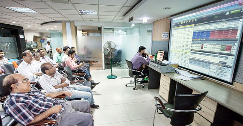 শেয়ারবাজার পরিস্থিতি নিয়ে ১১ মে প্রধান উপদেষ্টার ডাকা জরুরি বৈঠক