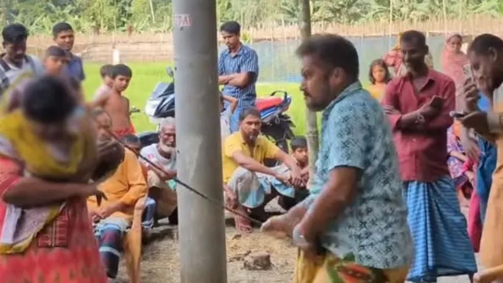 ছেলে সেজে তরুণীকে বিয়ের ঘটনা, এলাকায় উত্তেজনা