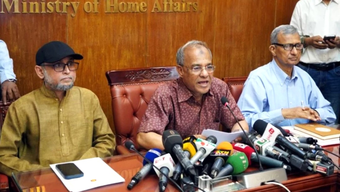 ঢাকা বিশ্ববিদ্যালয়ের সিদ্ধান্তে মঙ্গল শোভাযাত্রার নাম চূড়ান্ত হবে: সংস্কৃতি উপদেষ্টা