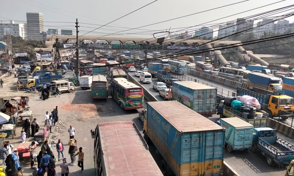 ঢাকা-চট্টগ্রাম মহাসড়কে ১০ কিমি যানজট