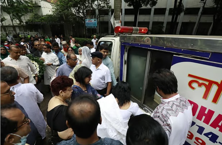 শিক্ষাবিদ সৈয়দ মনজুরুল ইসলামকে শেষ শ্রদ্ধা