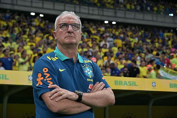 আর্জেন্টিনার বিপক্ষে হেরে বরখাস্তই হলেন ব্রাজিল কোচ দরিভাল