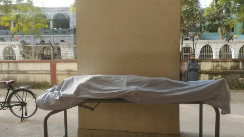সীতাকুণ্ডে ডেঙ্গু জ্বরে কলেজছাত্রীর মৃত্যু