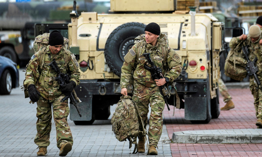 মধ্যপ্রাচ্যে আরো ১০ হাজার সেনা পাঠাতে পারে ট্রাম্প প্রশাসন