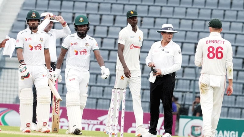 ব্যাটিং বিপর্যয়ে বাংলাদেশ,জিম্বাবুয়ের টার্গেট ১৭৪ রান