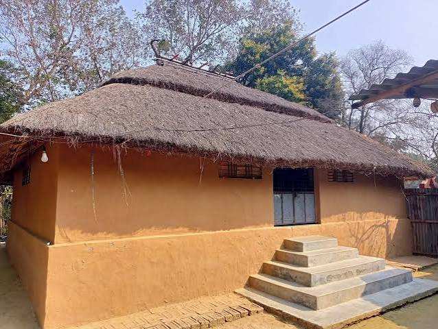 চুয়াডাঙ্গার কার্পাসডাঙ্গায় নজরুলের আটচালা ঘর এখনও দাঁড়িয়ে