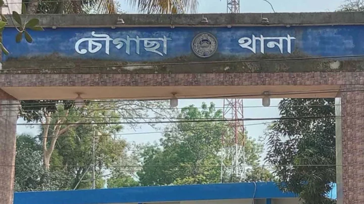 যশোরে আলমসাধু ও মোটরসাইকেলের সংঘর্ষে স্কুলছাত্র নিহত