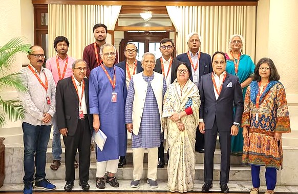 সাংবাদিকদের নবম গ্রেডে বেতন ও যোগ্যতা স্নাতক করার সুপারিশ