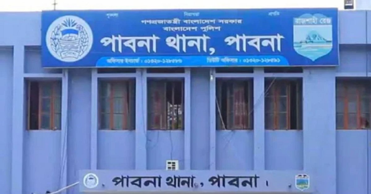 পাবনায় মুখোমুখি দুই মোটরসাইকেলের সংঘর্ষে প্রাণ গেল দুজনের