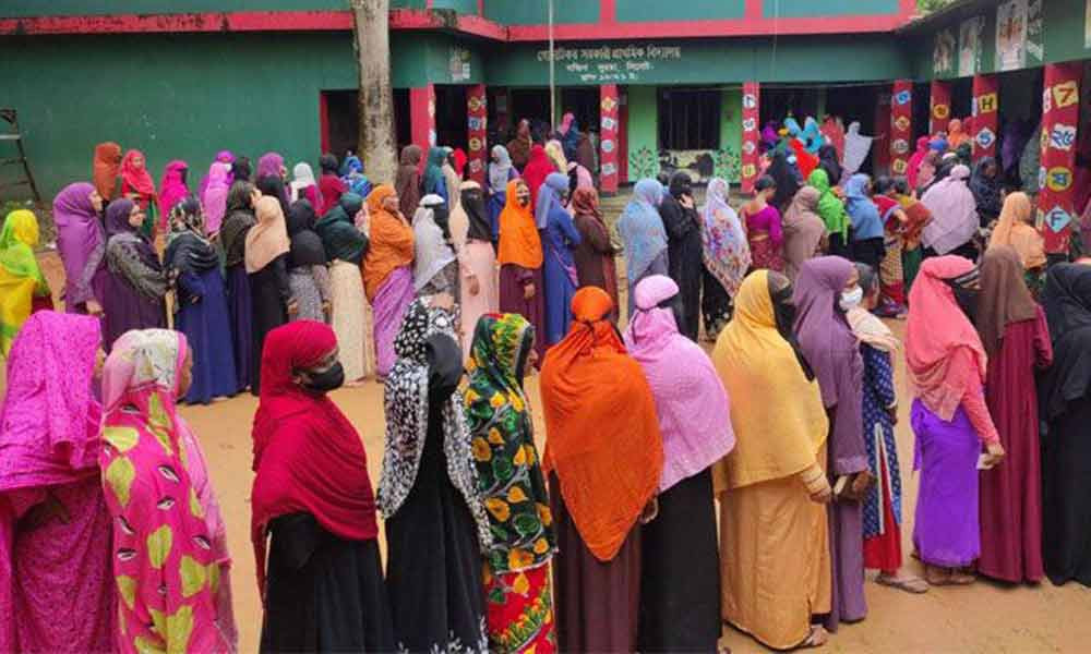 নির্বাচনে নারী ভোটার কত?