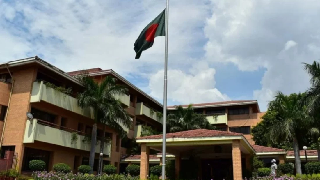 দিল্লিতে বাংলাদেশের হাইকমিশনারকে হুমকি