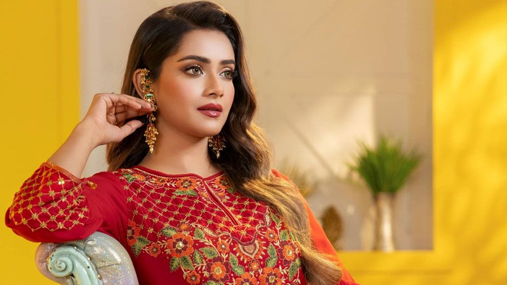 সহশিল্পীকে মারধরের প্রসঙ্গে মুখ খুললেন তিশা